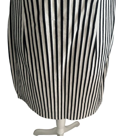 ST JOHN COLLECTION Striped Vintage Crewneck Dress Size 8 - Picture 8 of 8